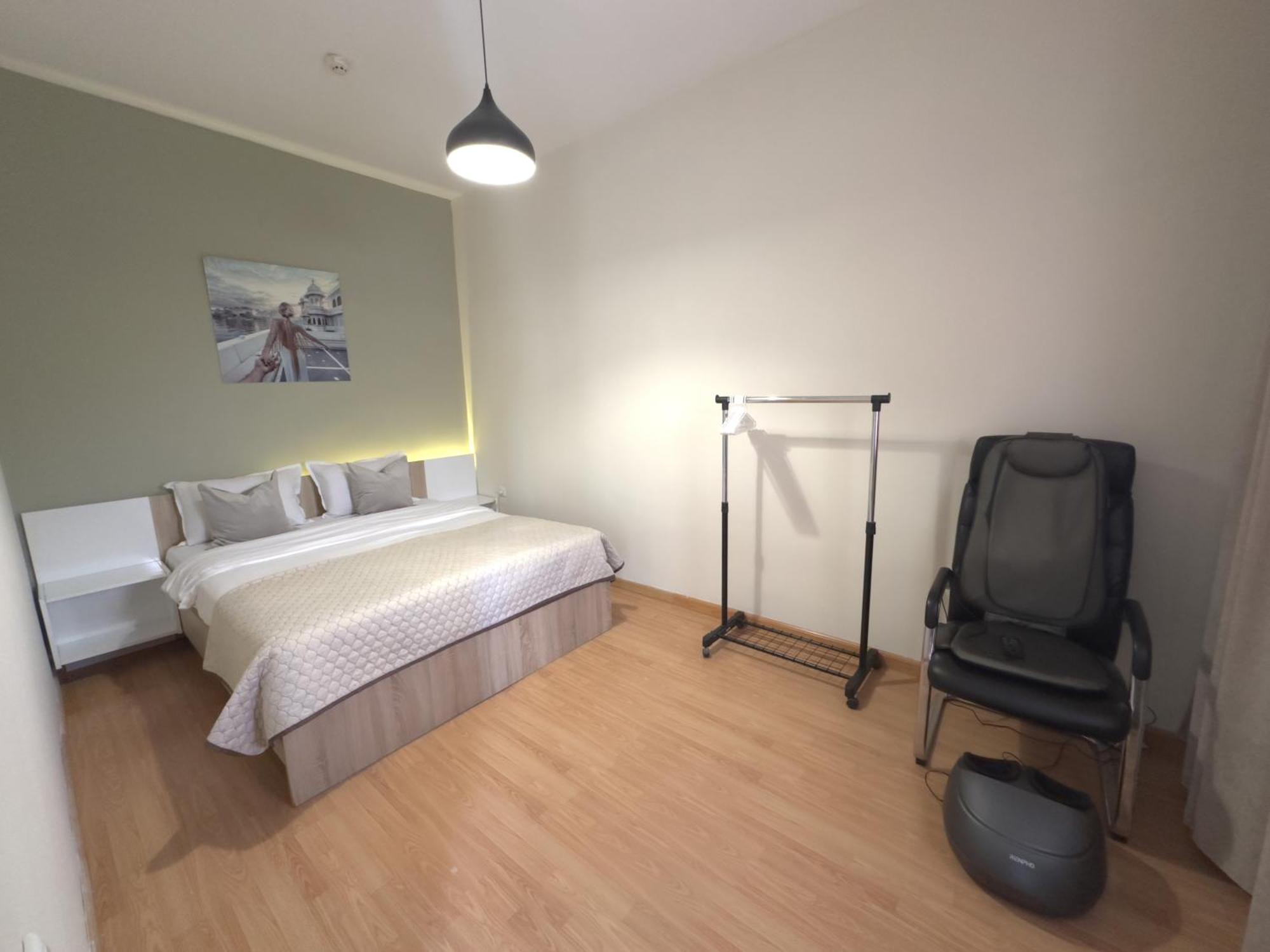 Nava Hotel 耶烈万 外观 照片